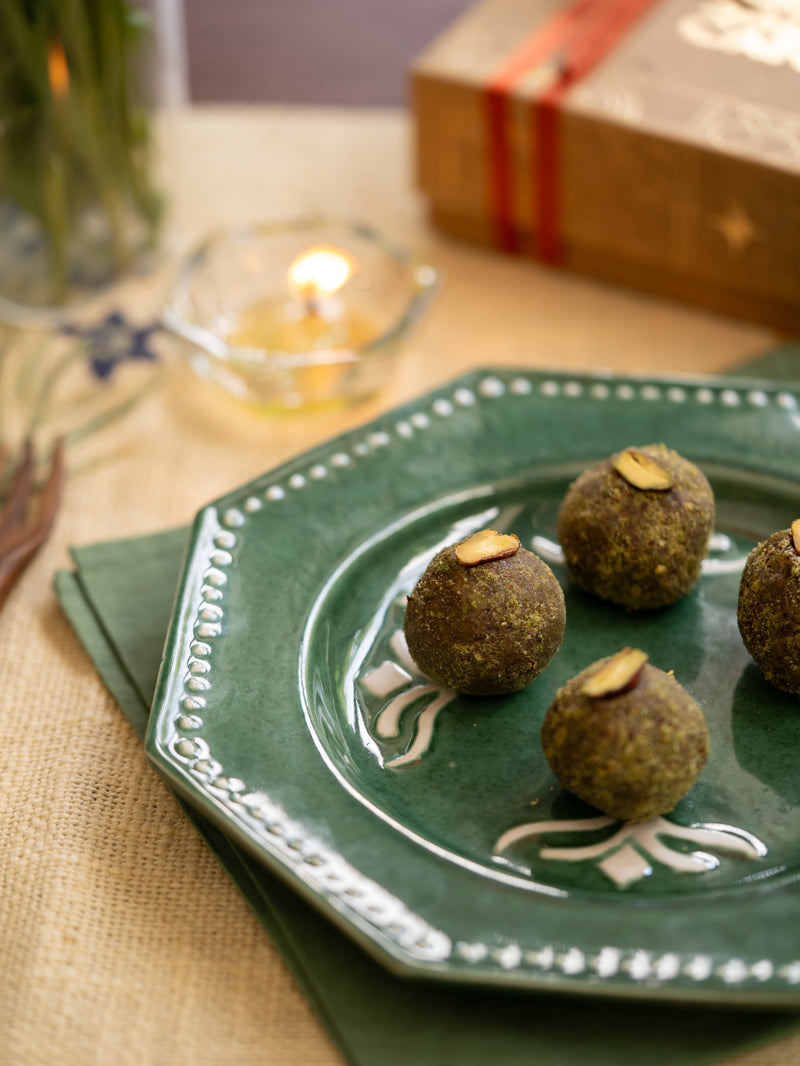 Pistachio Date Balls • Box of 8